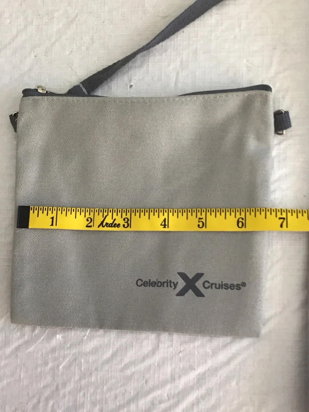 Light Gray Tote Bag with Matching Pouch NWOT. ##